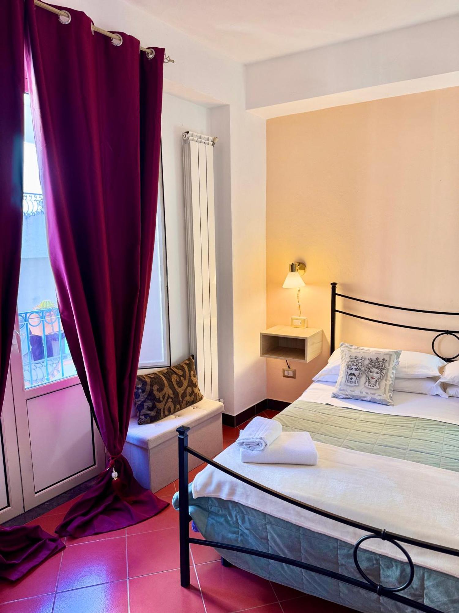 Taormina'S Sun Bed & Breakfast Ngoại thất bức ảnh